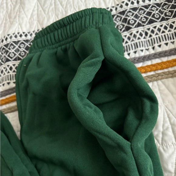 *Lightly Worn* Green Fleece Sweats, Cinched Ankle - Picture 4 of 6